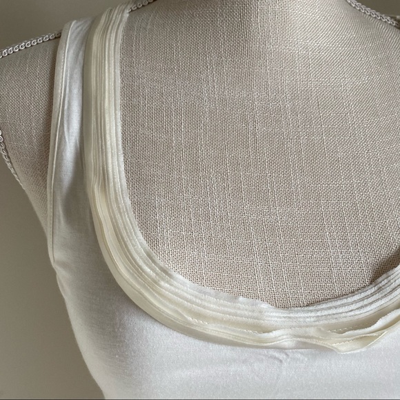 NWT BR Tank with Silk Trim at Neckline - Picture 3 of 14